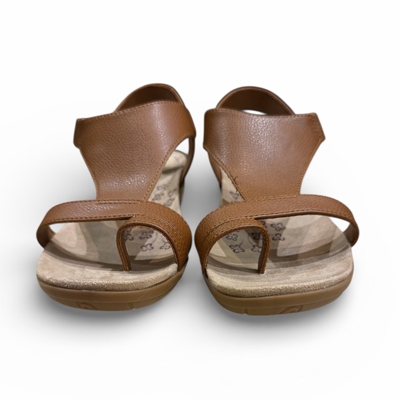 Baretraps brown sandals. - Picture 2 of 7